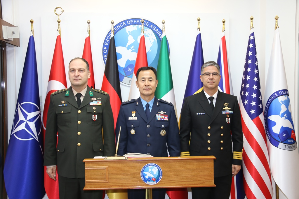 Delegation from Republic of Korea General Staff headed by Education Department Chief  Maj.Gen. Jeong Hwan SON, visited COE-DAT on 21 November 2023.